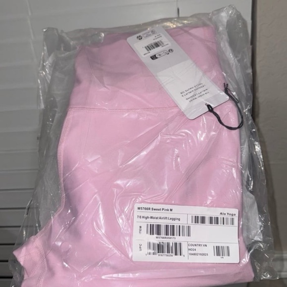 Alo Yoga 7/8 High Waist Airlift Legging Sweet Pink NWT - Picture 3 of 3